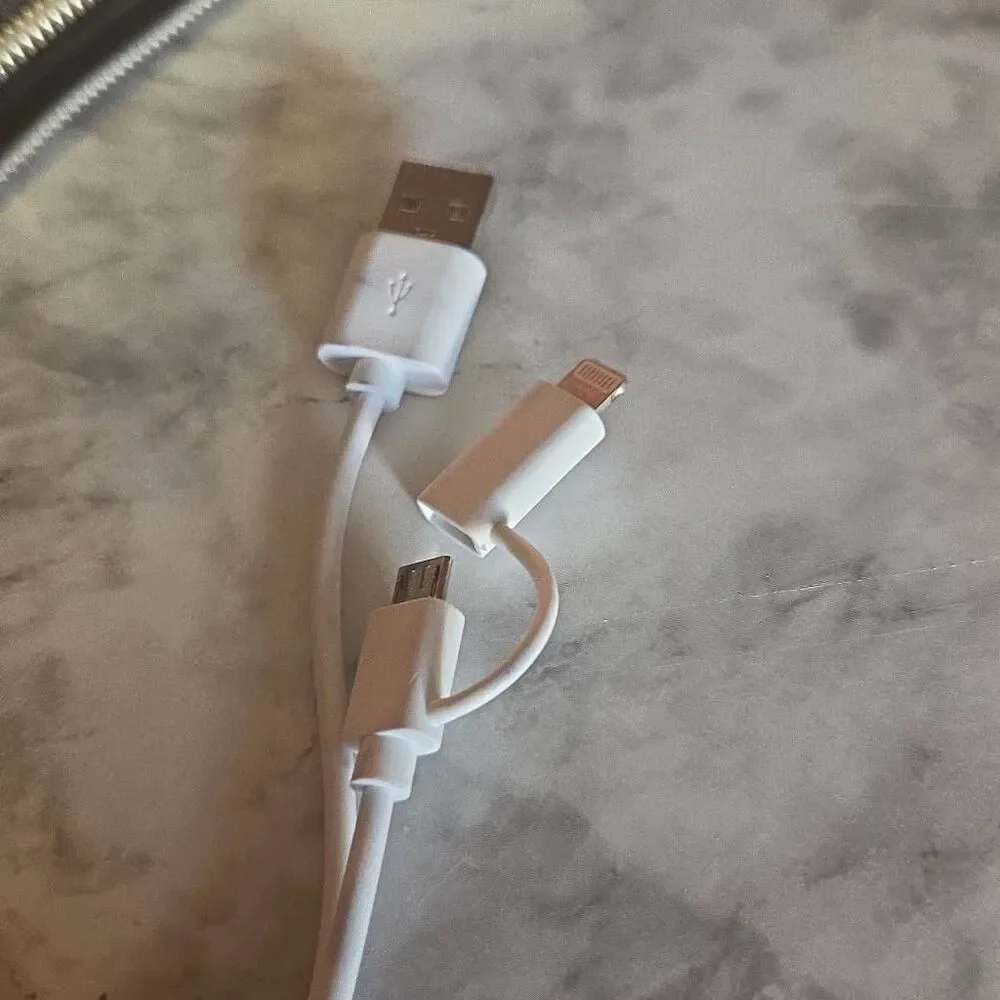 Portable Phone Charger Wallet‎